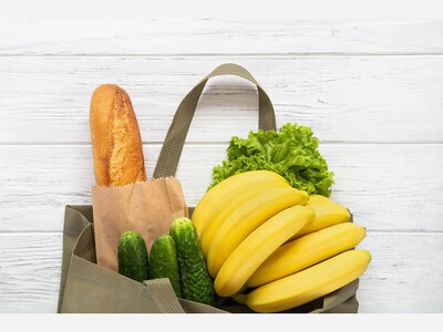 Grocery Stores MUST Charge a Minimum of Ten Cents Per Bag 