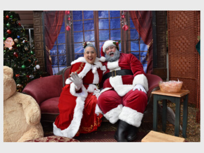 Holiday Family Faire and It's a Wonderful Life: A Live Radio Play by Joe Landry at Theatricum